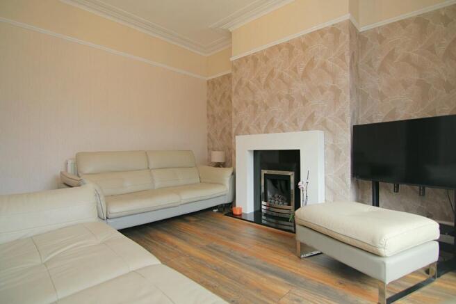 3 bed Terraced for sale Image 5