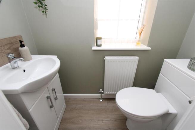 3 bed Detached for sale Image 5
