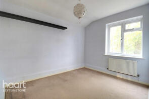 4b, Forest Road, London E11 1JT