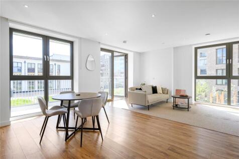 Paragon Square, London, WC1X
