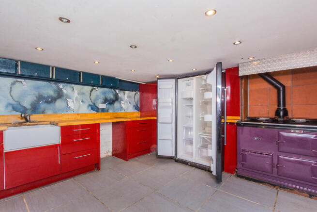 Kitchen/Breakfast...