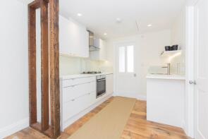 Flat E, 3, Mecklenburgh Street, London WC1N 2AH