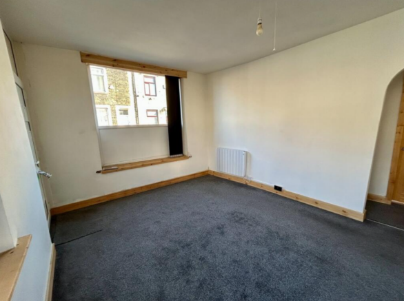 Ground Floor, 21 Furness Street, Burnley, Lancashire BB10 1TE photo 5