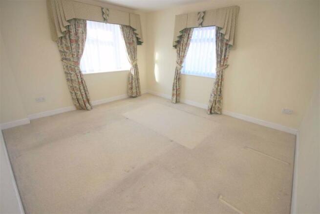 FRONT DOUBLE BEDROOM THREE