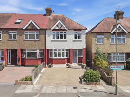 11, Alan Drive, Underhill, Barnet EN5 2PN