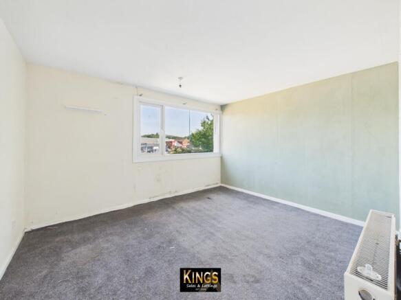 3 bed Terraced for sale Image 9