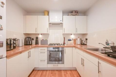 Explorers Court, Canary Wharf, London, E14