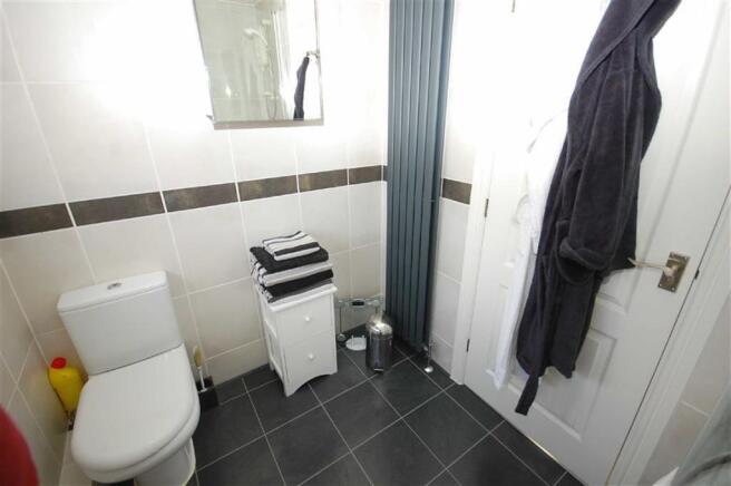 Bathroom/w.c View 2