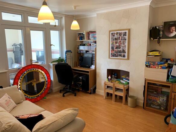 Photo 4