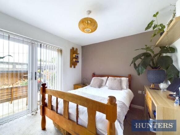 bed 1 alt 1