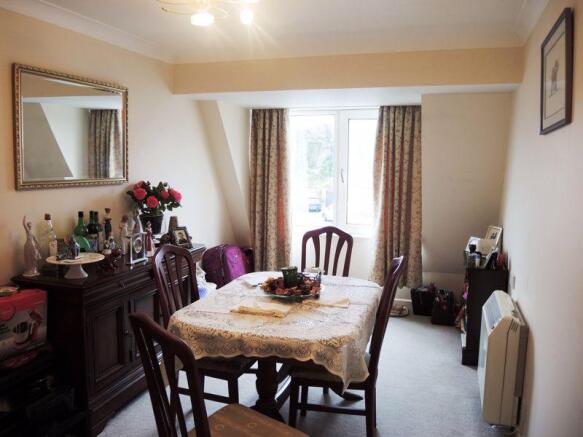 Bedroom/Dining...