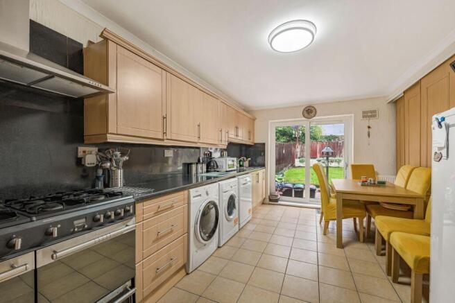 156, Ball Road, Llanrumney, CF3 photo 3