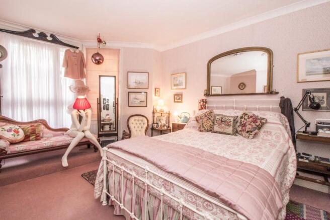 bedroom.
