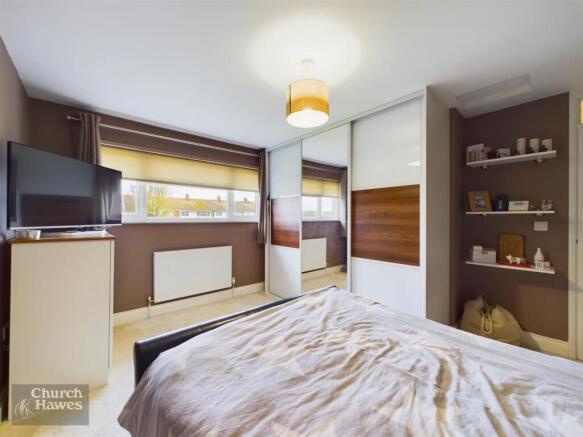 bed1.jpg