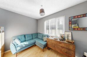 35, Bryn House, Broadfields Way, London NW10 1RF