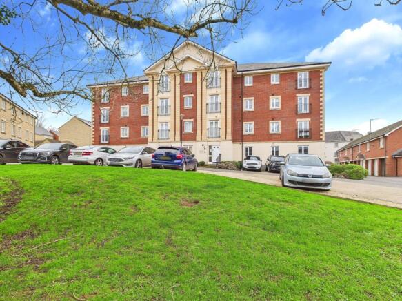 CAM01338G0-PR0156-STILL019