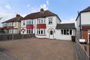 19, Begonia Avenue, Twydall, Gillingham ME8 6YA