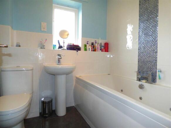Photo 9