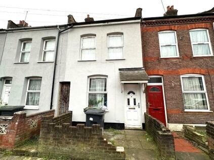Malvern Road, Dallow, Luton, Bedfordshire, LU1 1LG