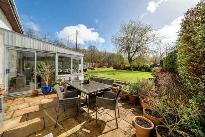 outside entertaining space