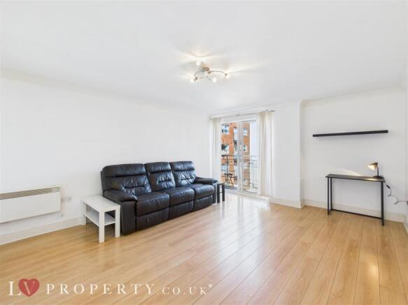 CAM05016G0-PR0056-ST