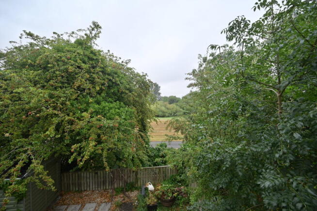 2 bed Flat for sale Image 9