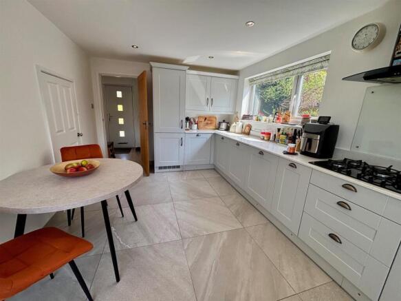 Breakfast Kitchen with Utility