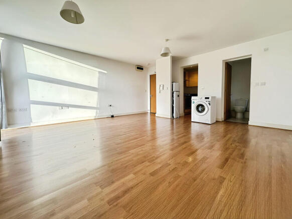 1 bed Apartment for sale Image 7