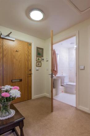 40 Thomas Court-1.jpg
