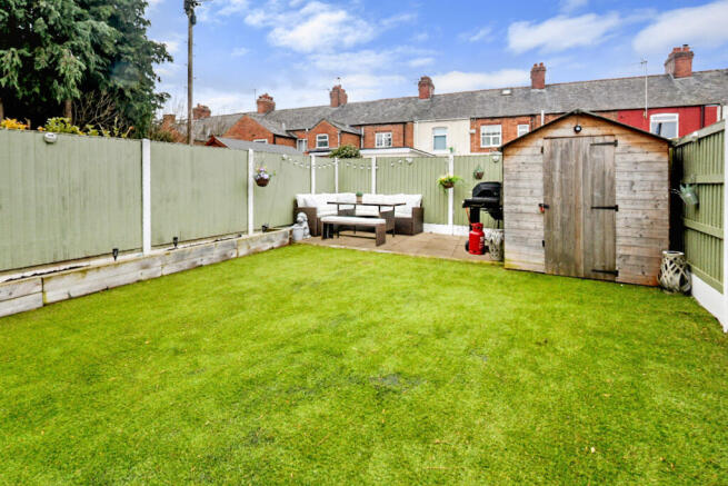 garden 2dp.jpg
