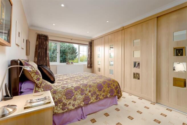 Master Bedroom.jpg