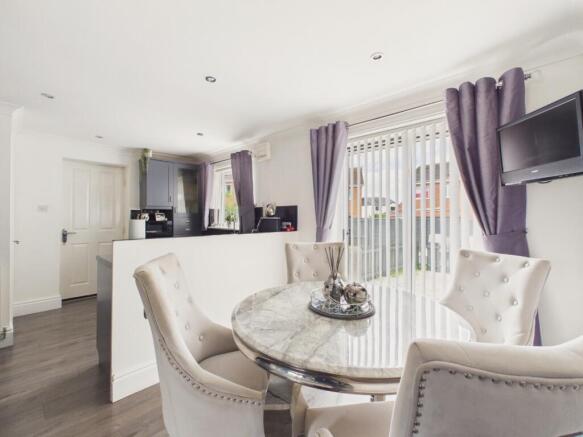3 bed Detached for sale Image 5