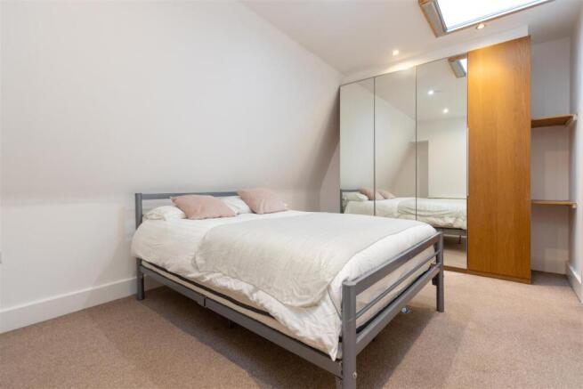 bedroom 1 (1 of 1).jpg