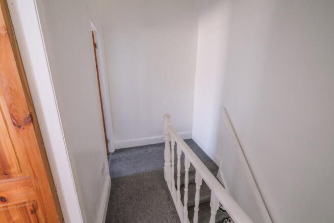 2 bed Terraced for sale Image 7