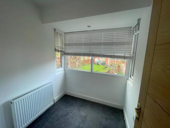 3 bed Semi-Detached to rent Image 9