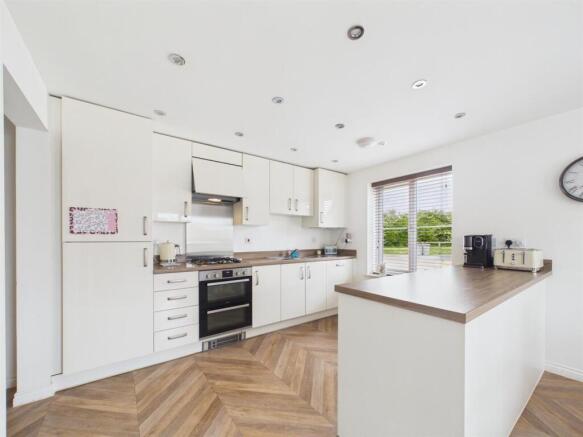 Kitchen / Diner