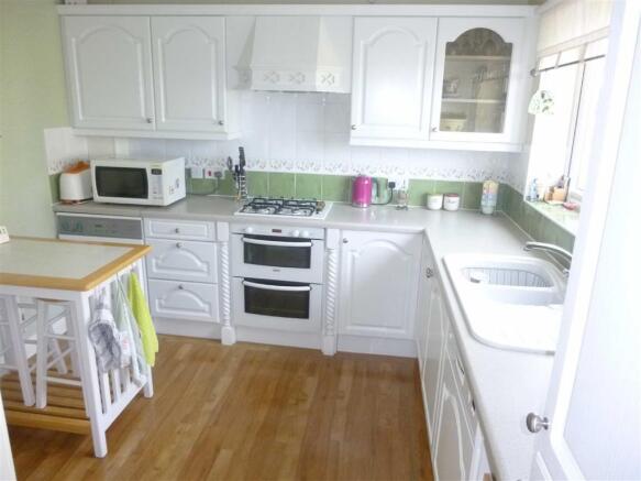 Fitted Kitchen