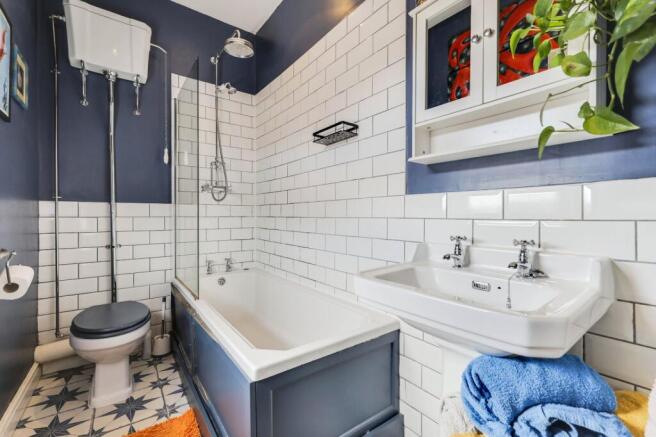 2 bed Terraced for sale Image 11