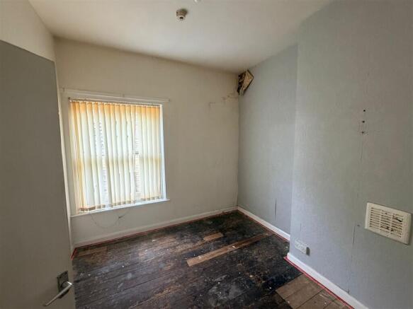 4 bed Block of Apartments for sale Image 11