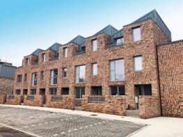 8, Culvert Rise, Nottingham NG2 3EX