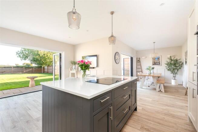 Kitchen/Dining Rm