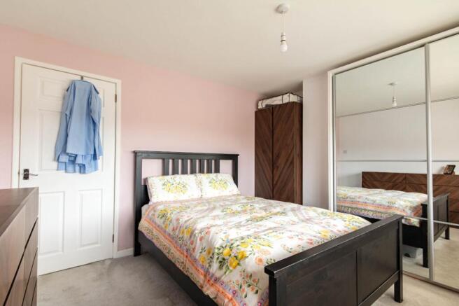 2 bed Semi-Detached for sale Image 6