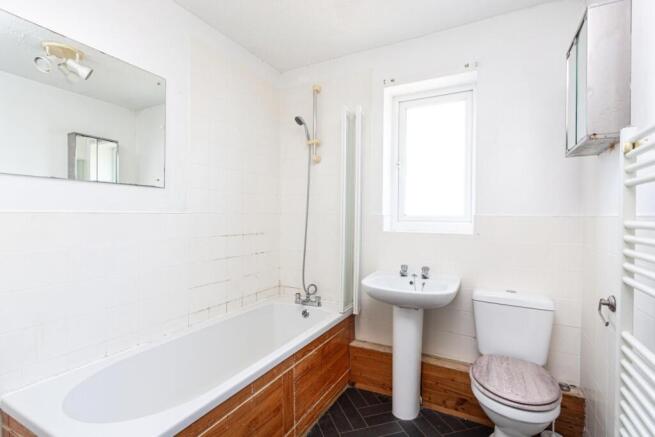 1 bed Terraced for sale Image 8