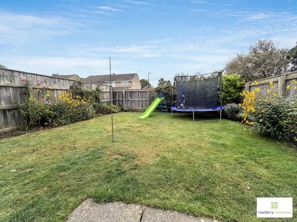 3 bed Semi-Detached for sale Image 7