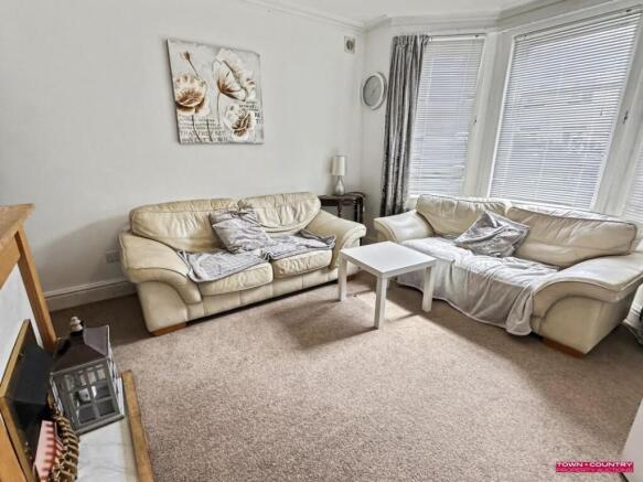 130 Avon Road, Bournemouth, Dorset, BH8 8SF photo 4