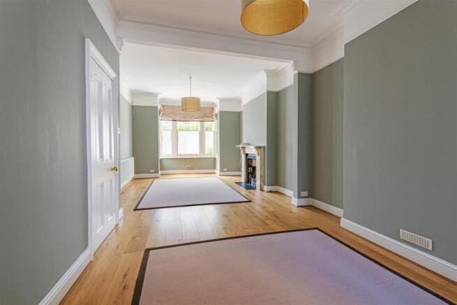 14 Montseratt Rd Rec 2.jpg