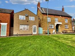 9, The Green, Daventry NN11 7HW