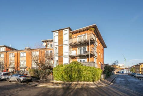 Hunt Close, Holland Park, London, W11