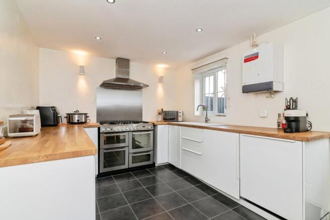 James Drive, Calverton, Nottingham, Nottinghamshire, NG14 photo 2