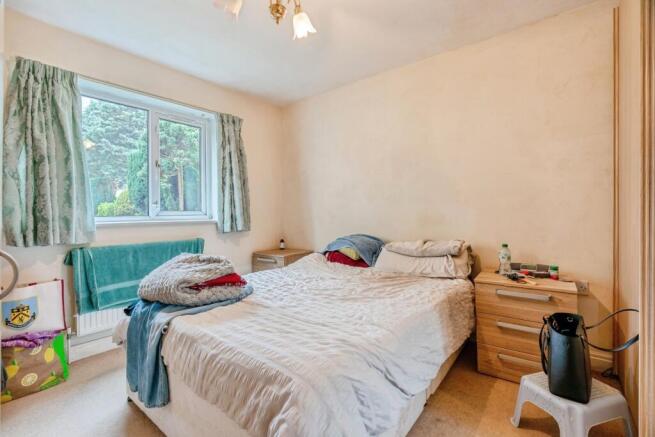 2 bed Flat for sale Image 11
